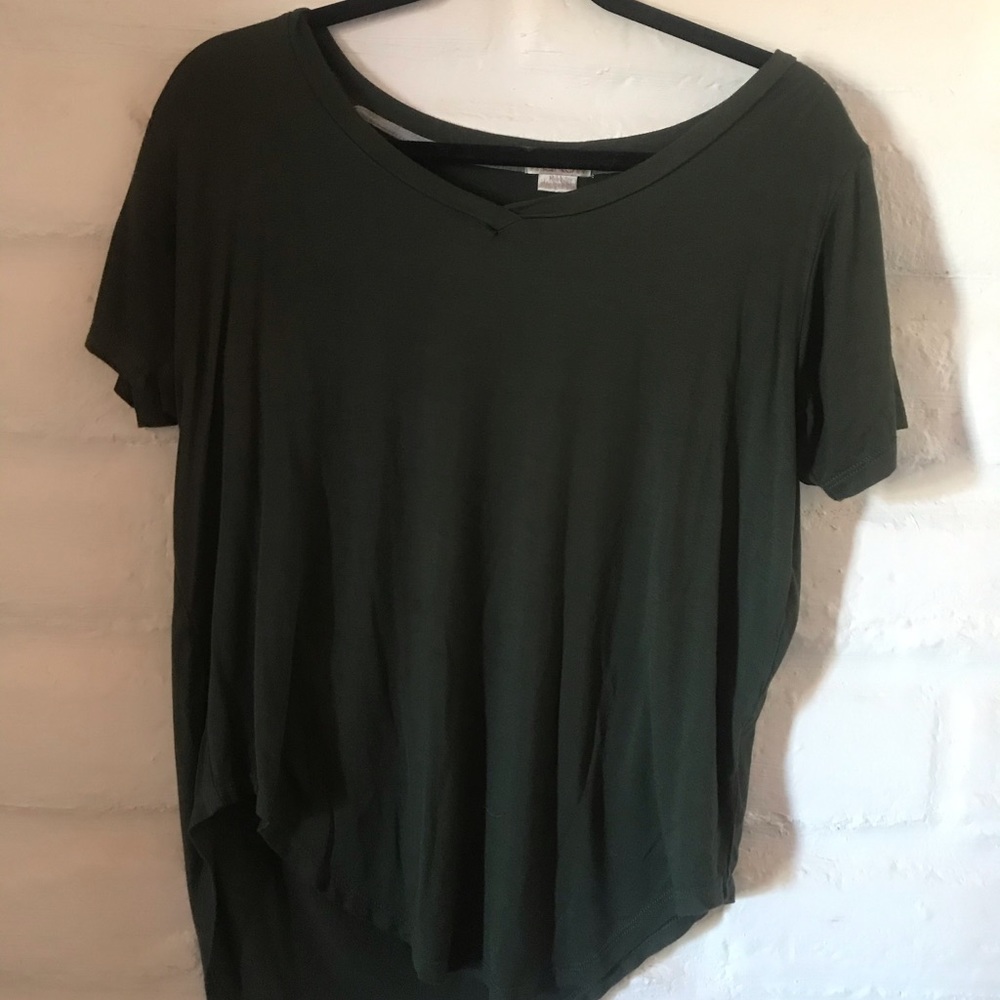 forest green basic tee - Picture 2 of 3